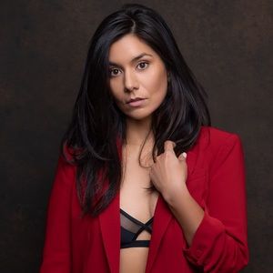 Grand Opening 🌻 ~ Meet your fellow Posher 💃🏻💫